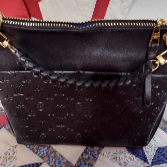 Louis Vuitton madia handbag monogram - Picture 2 of 3